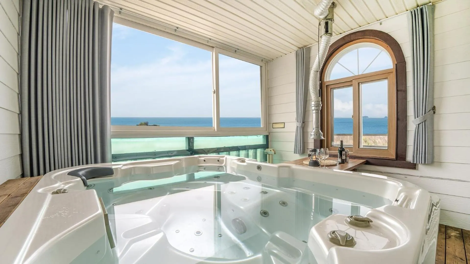 Ganghwa Nakjogaboineun Spa Pension インチョン広域市