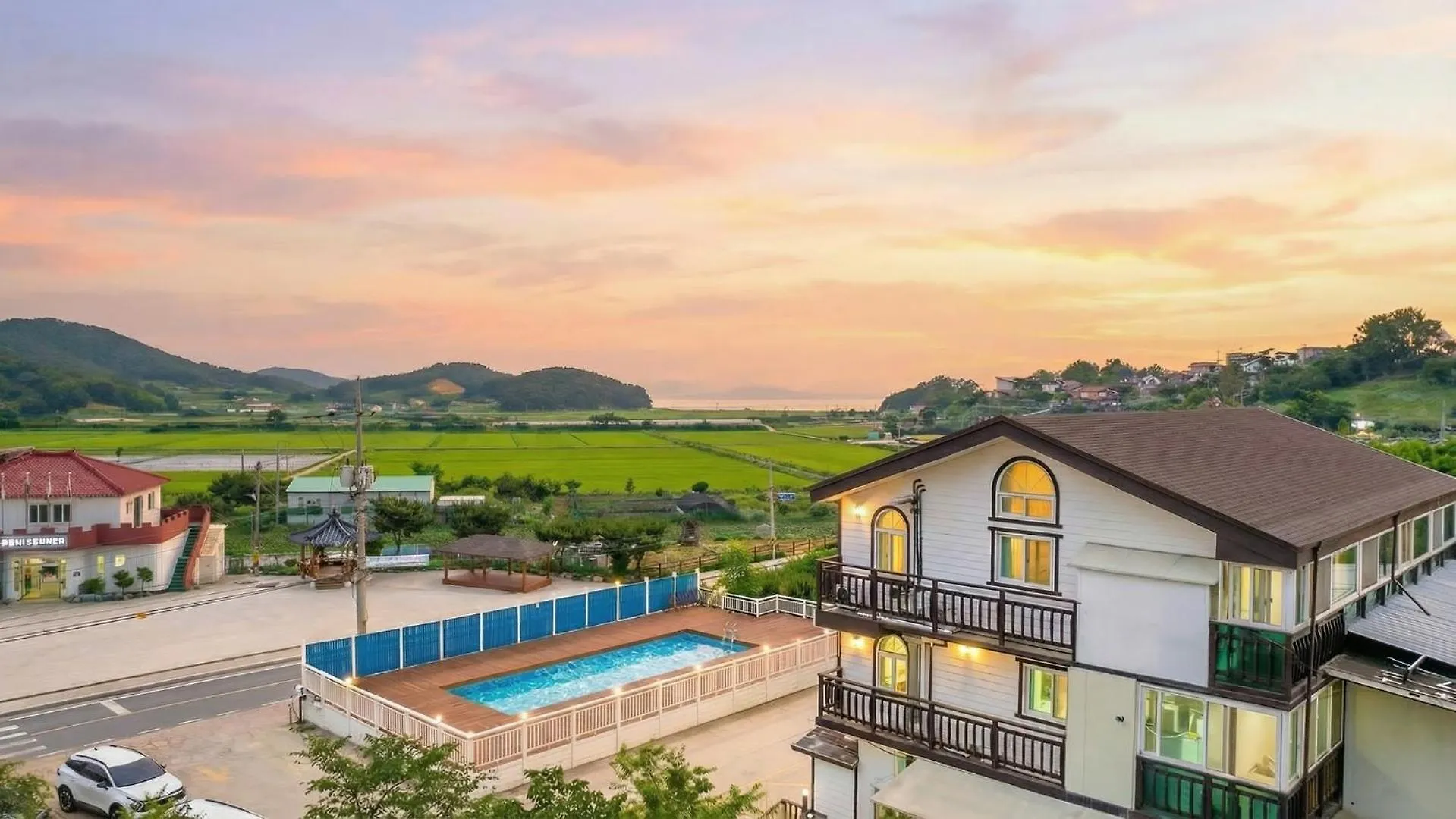 Holiday home Ganghwa Nakjogaboineun Spa Pension Incheon South Korea