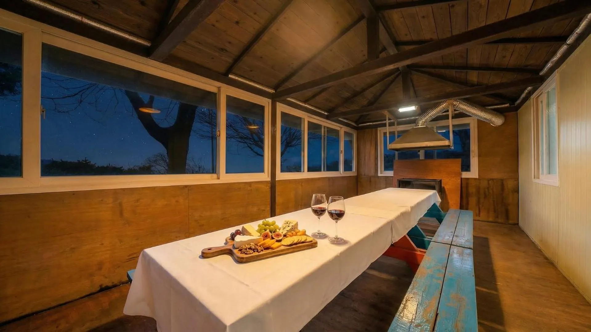 Ganghwa Nakjogaboineun Spa Pension Incheon